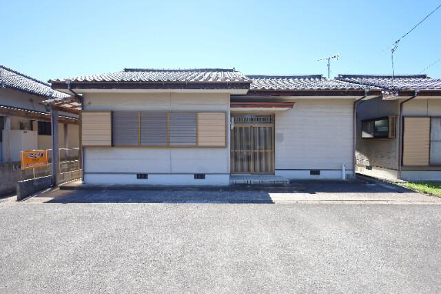 勢田貸家の外観