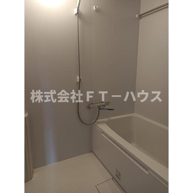 ＬＡＮＤ　ＢＡＳＥ　ＩＣＨＩＫＡＷＡ　Ｂ棟の浴室