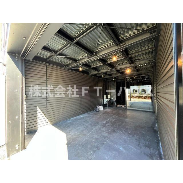 ＬＡＮＤ　ＢＡＳＥ　ＩＣＨＩＫＡＷＡ　Ｂ棟の駐車場