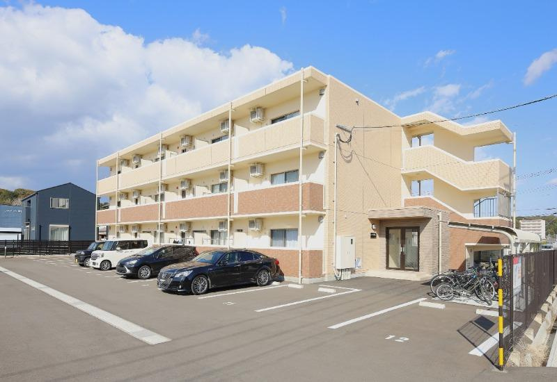 アヴェニール横田の外観