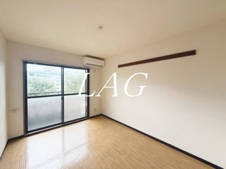 【居間・リビング】 | 遠田ビル | 洋室のお部屋です。