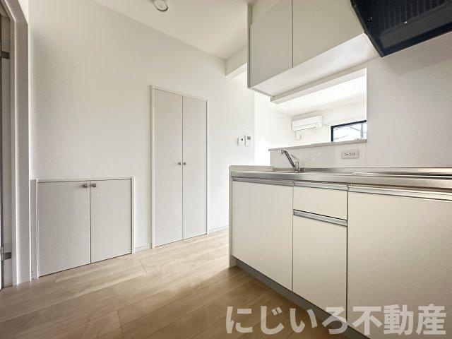 GRAND見能林の居間・リビング