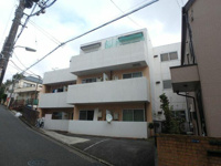鉄骨造☆地上３階建マンション