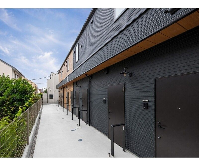 ＷｏｏｄＣｒｅｓｔ国立Ｒｅｓｉｄｅｎｃｅの外観
