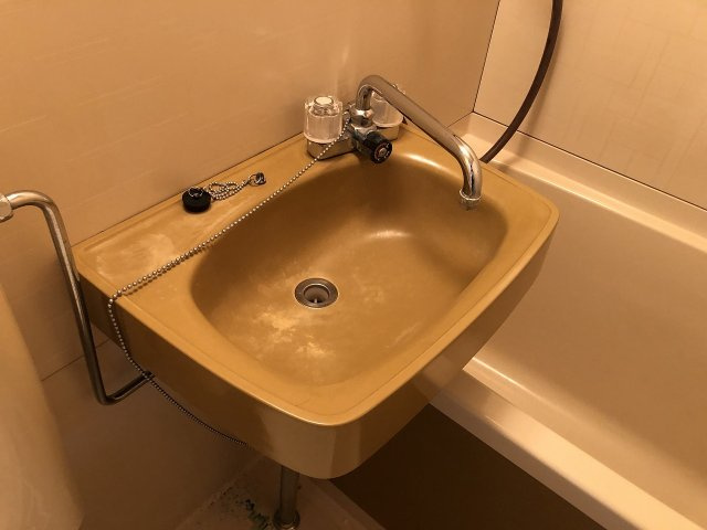 浴室内に洗面台付き！
