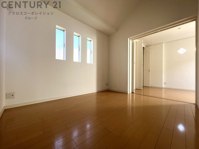 オール洋室の採光ある2LDK☆
