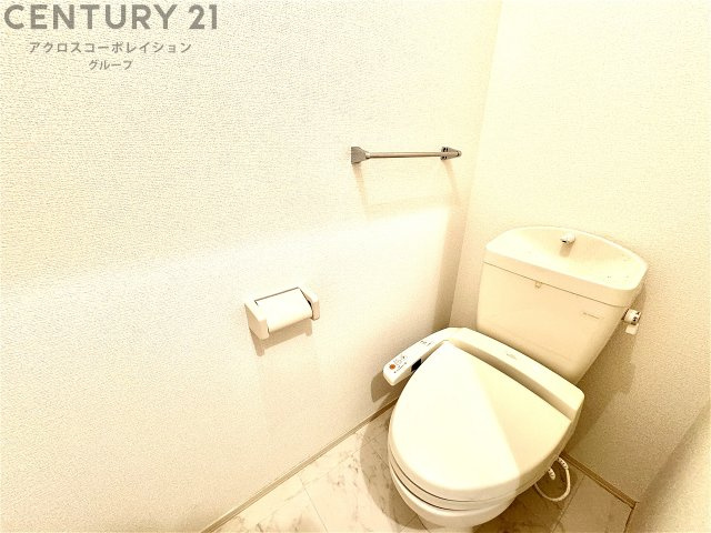ウォシュレット付きのトイレです♪