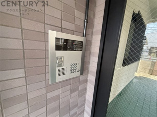 ローテローゼ久寿川のエントランス