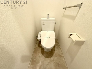 ウォシュレット付きのトイレです♪