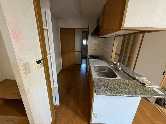 宗像市赤間 アンピール教育大前Ⅱ 中古マンションのキッチン