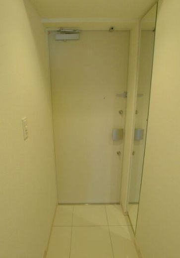 CAVANA錦糸町の玄関