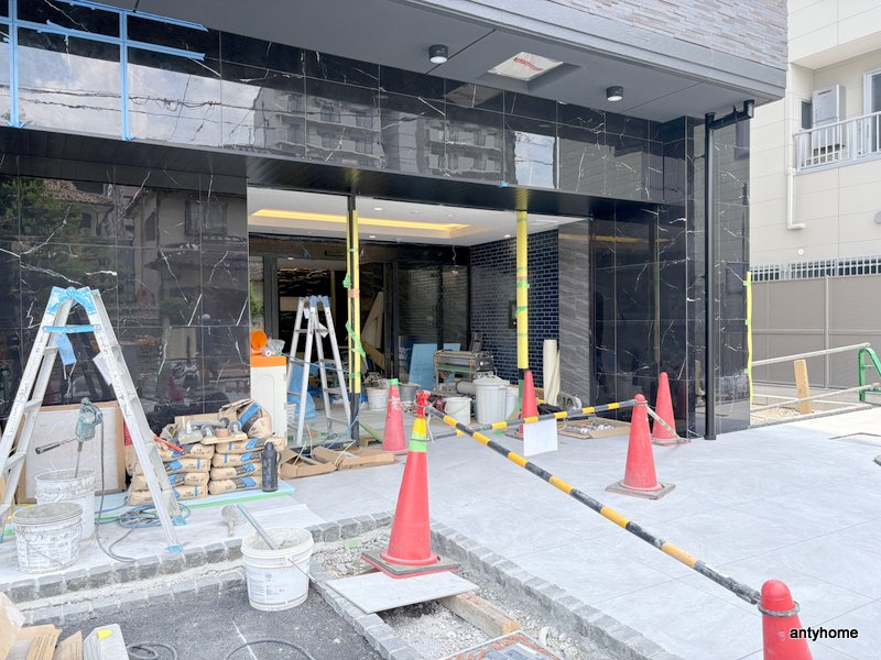 プレリス鶴見緑地グランガーデリア　仲介手数料無料のエントランス