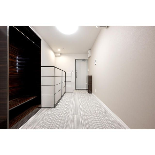 ＨＪ　ＰＬＡＣＥ　ＮＩＳＨＩＨＡＲＡの居間・リビング