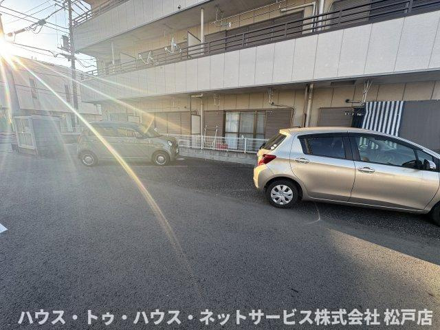メゾン梅沢　きよしヶ丘の駐車場