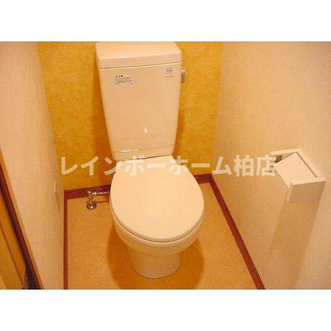 担当エリアのルームアドバイザーが直接対応のトイレ|落ち着いたトイレです