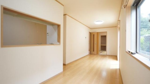 常滑市飛香台５丁目　中古戸建の居間・リビング