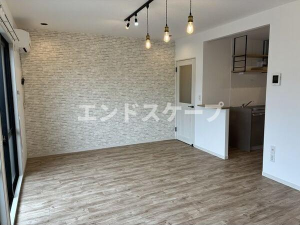 プレステージBの居間・リビング|高崎、前橋のお部屋探しはエンドスケープまで！お客様の理想お聞かせ下さい♪