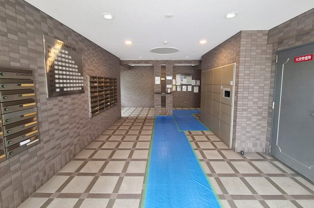 アステージ忠岡のエントランス|エントランスホール