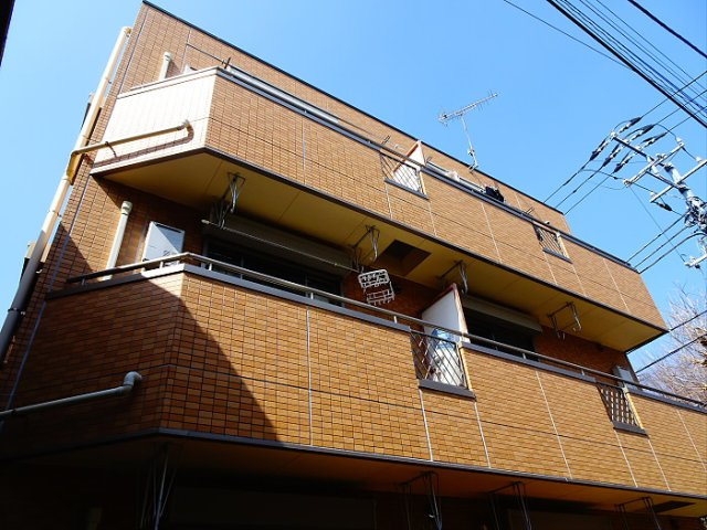 第8三和マンション