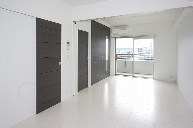 【居間・リビング】 | 新品家具付きマンション高砂16B(KaGood福岡)