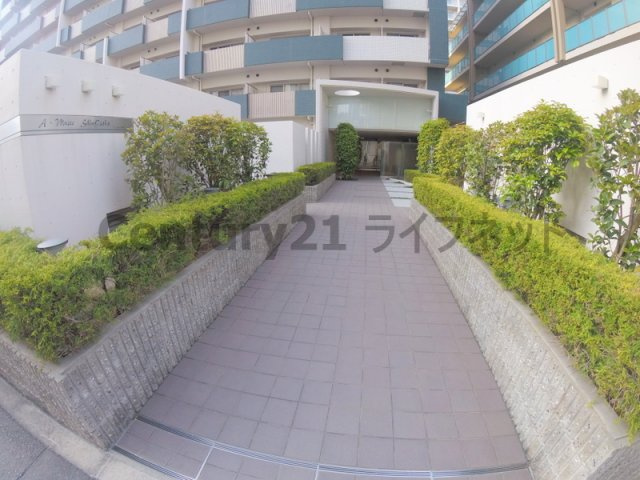 【エントランス】 | ア・ミュゼ新大阪