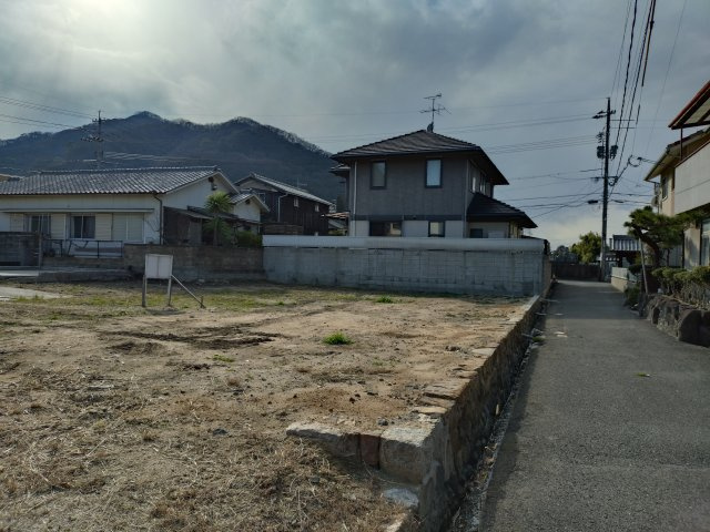 郡売地の外観