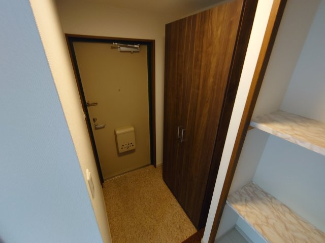 【玄関】 | ロイヤル仁川