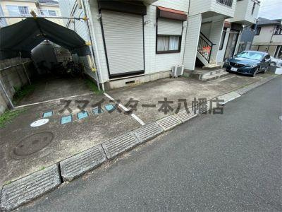 ミルクレストの駐車場