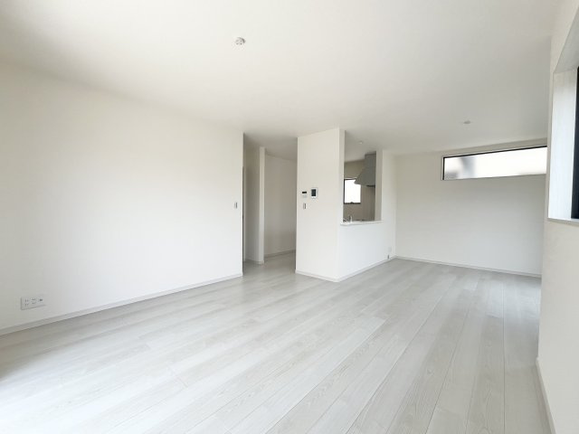 リーブルガーデン堺市東区西野５期の居間・リビング