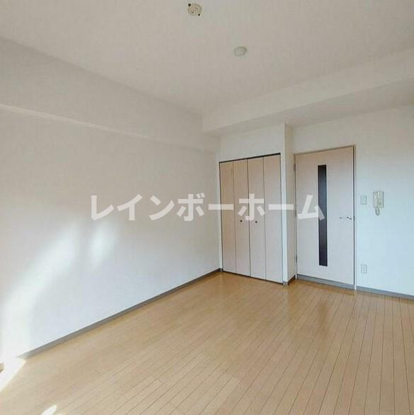 JC STATION 143の寝室