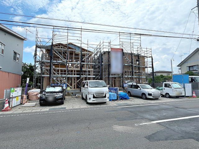 新築戸建・新築建売　福島市方木田前白家　吉井田小・第一中の区画図|駐車スペース3台可能です！（車種による）前面道路北側　幅員10.5ｍ