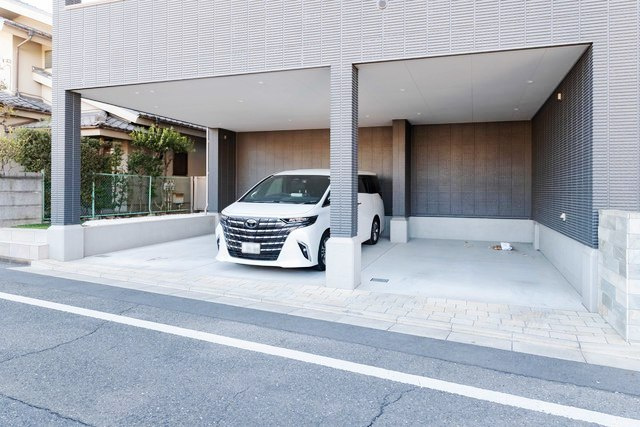 プルミエール碑文谷の駐車場