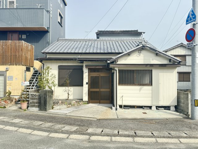 小松島町新港　戸建の外観