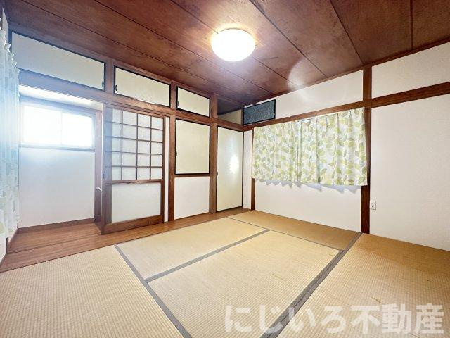 小松島町新港　戸建の和室