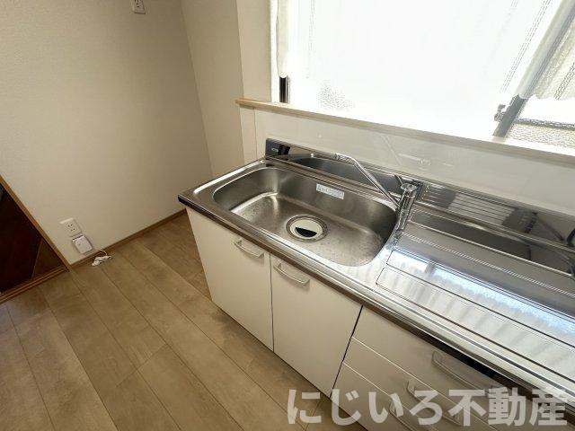 小松島町新港　戸建のキッチン