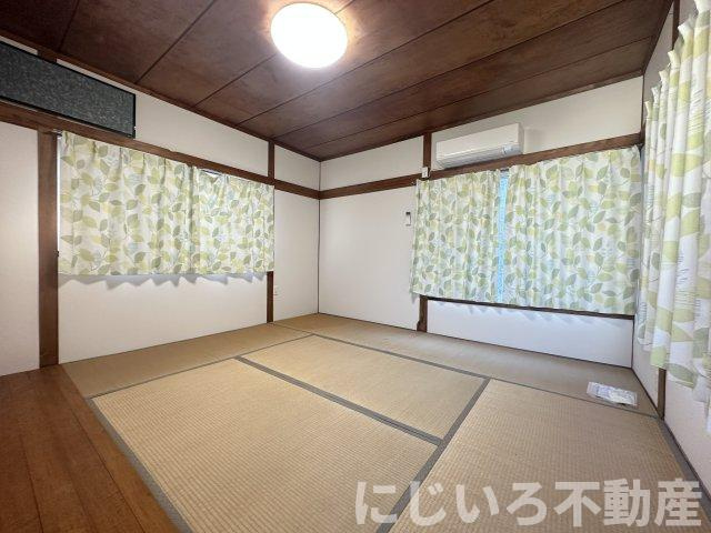 小松島町新港　戸建の寝室