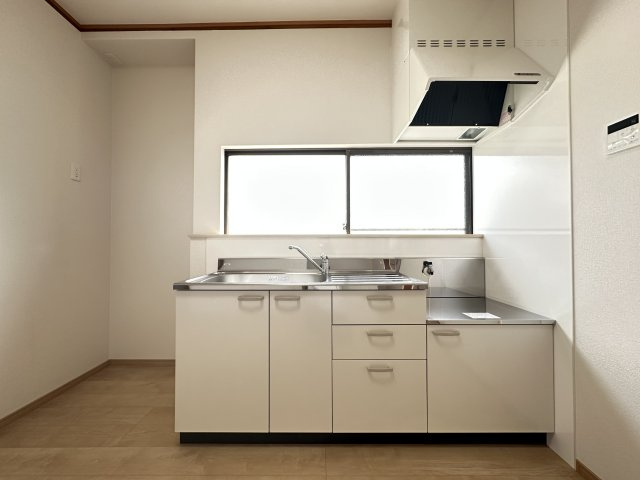 小松島町新港　戸建のキッチン