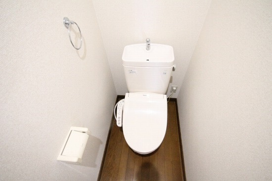 サニーヒル東山A・Bのトイレ|トイレもきれいです