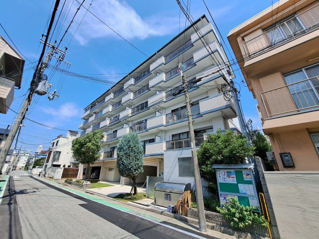 グレースコート西宮の外観