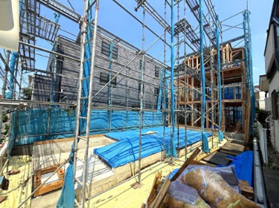 【外観】 | 【仲介手数料３５０万円～４００万円が無料！！】■４ＬＤＫ■建物９７平米～１２３平米 | 諸費用３５０万円～４００万円ＯＦＦです！
決算特別キャンペーン！
家計応援サービスの限界に挑戦中！
「物件概要」の「諸費用」欄をご覧下さい！
■千歳船橋駅８分
■４ＬＤＫ