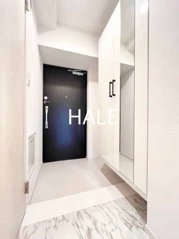 【玄関】 | ルミエール箱崎駅前
