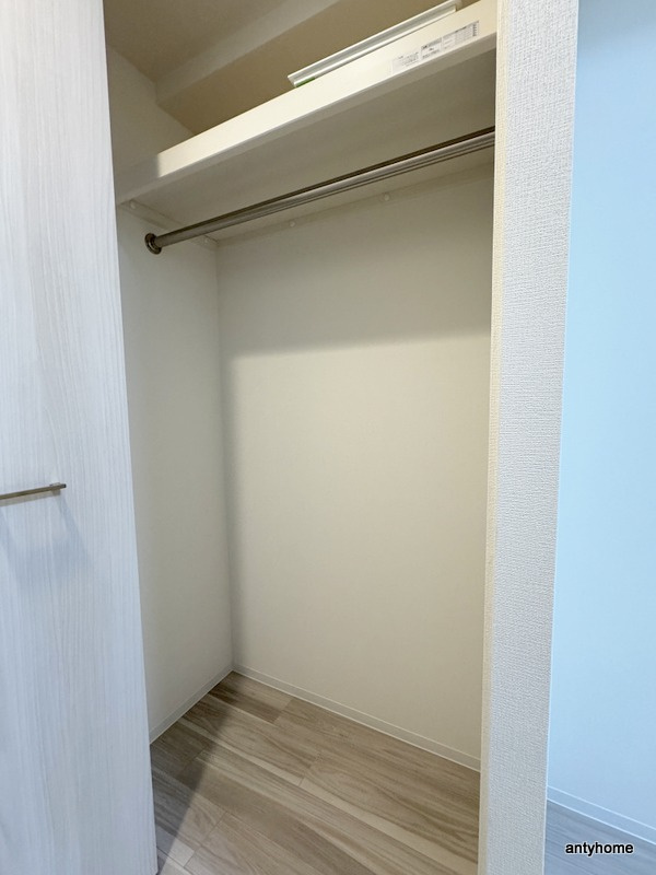 エスリードレジデンス大阪谷町ザマークス　仲介手数料無料の収納