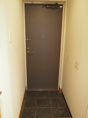 プライムアーバン町屋サウスコートの玄関|※参考写真