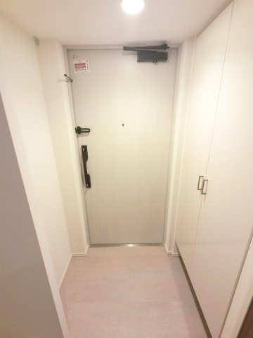パークアクシス市川 の玄関