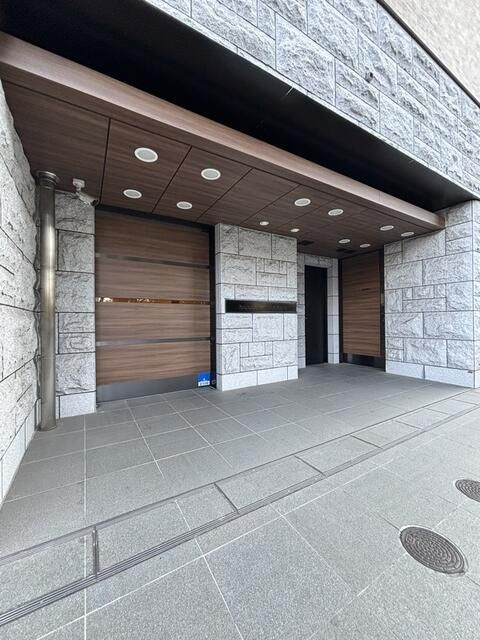 スプランディッド新横浜のエントランス
