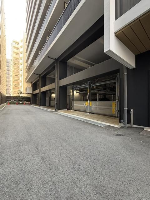 スプランディッド新横浜の駐車場