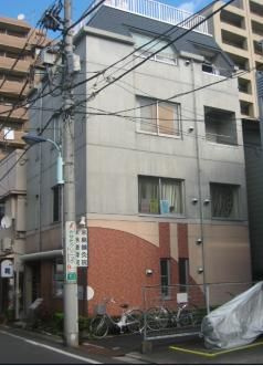ＮＴビルのエントランス
