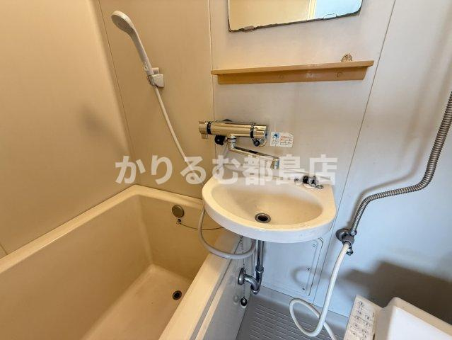 SUN高倉の洗面所