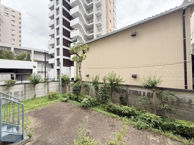 【設備】 | メゾンエクレーレ南千住 | 郵便物を受け入れる住民共用のポスト。「集合ポスト」とも呼びます。ここもまた、マンションの「顔」のひとつです。～即日のご見学可能～　お問合せはお気軽にどうぞ。