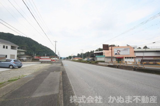 【前面道路含む現地写真】 | いろどりアイタウン日光市瀬尾 | 〇前面道路〇
市道　幅員6.79～24.96ｍ　26.7.11撮影